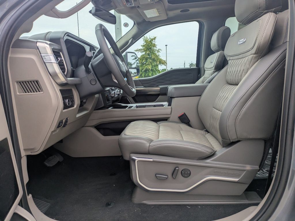 2026 Ford F-250 Super Duty Platinum