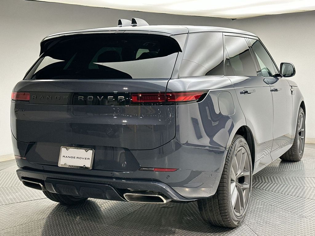 Thumbnail: 2026 Land Rover Range Rover Sport - 11