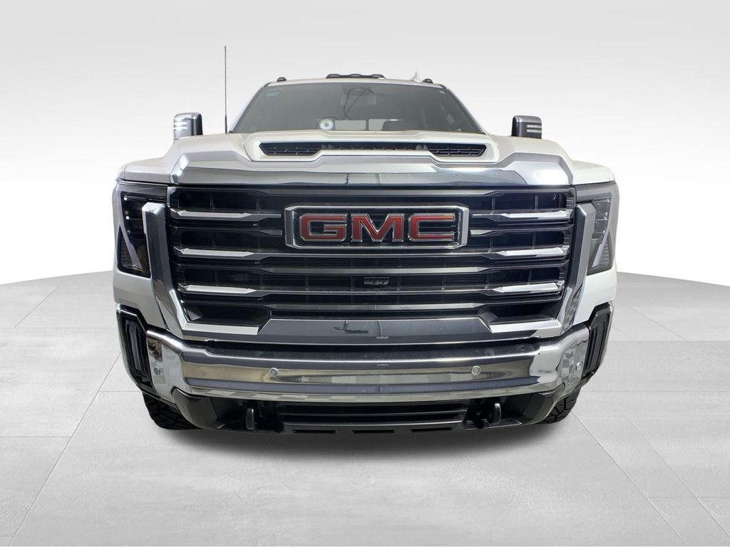 2024 GMC Sierra 2500HD SLT 9