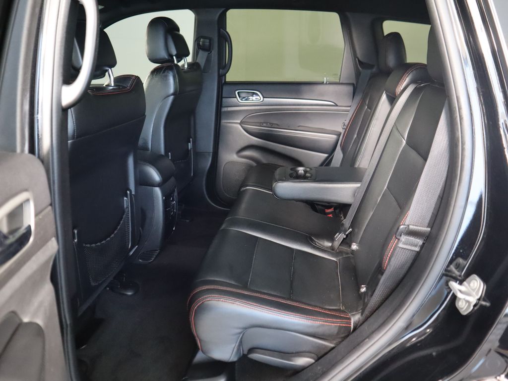 Thumbnail: 2018 Jeep Grand Cherokee - 22