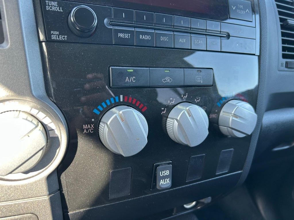 Thumbnail: 2011 Toyota Tundra - 17