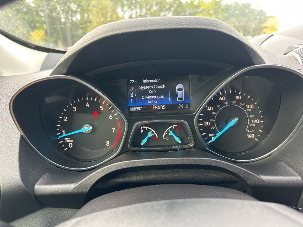 2019 Ford Escape Titanium 37