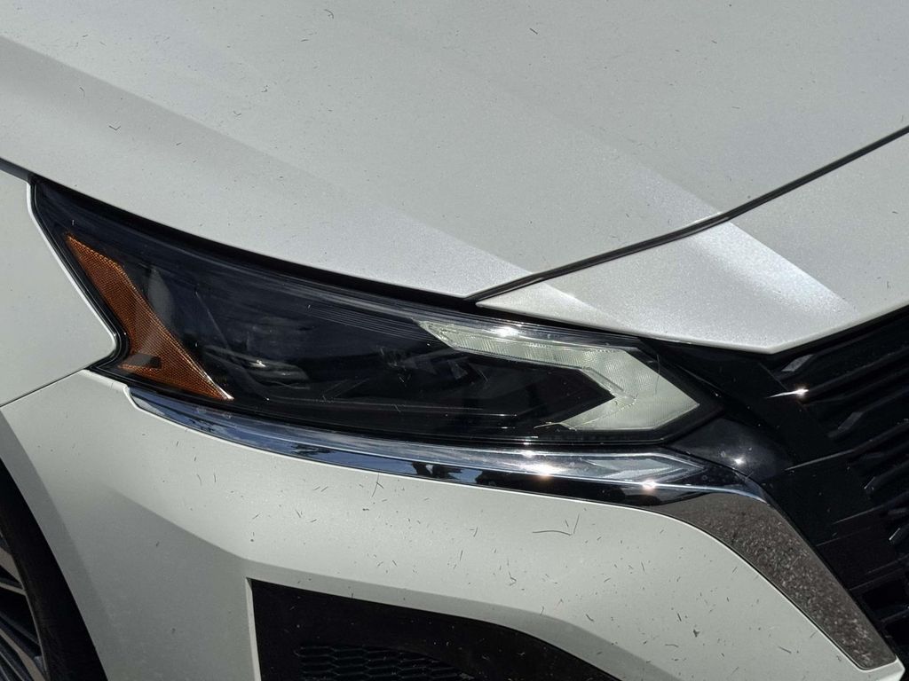 Used 2024 Nissan Altima Sedan