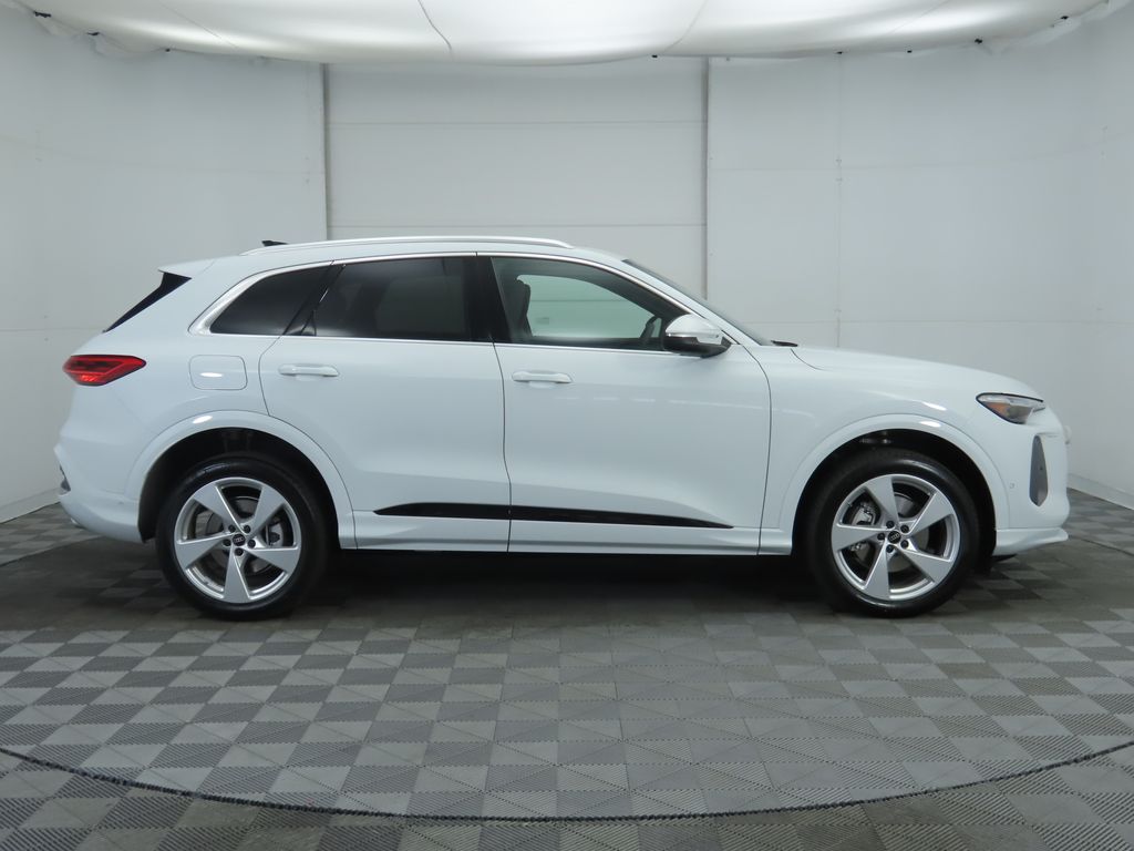 2025 Audi Q5  4