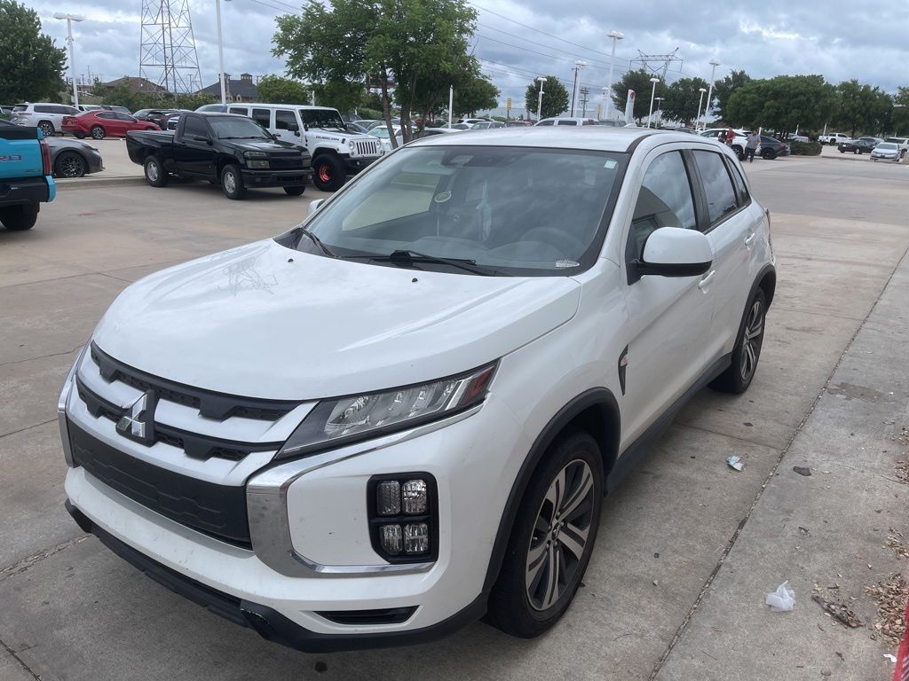 White 2021 Mitsubishi Outlander Sport LE FWD SUV / Crossover Front-Wheel Drive Continuously Variable Transmission