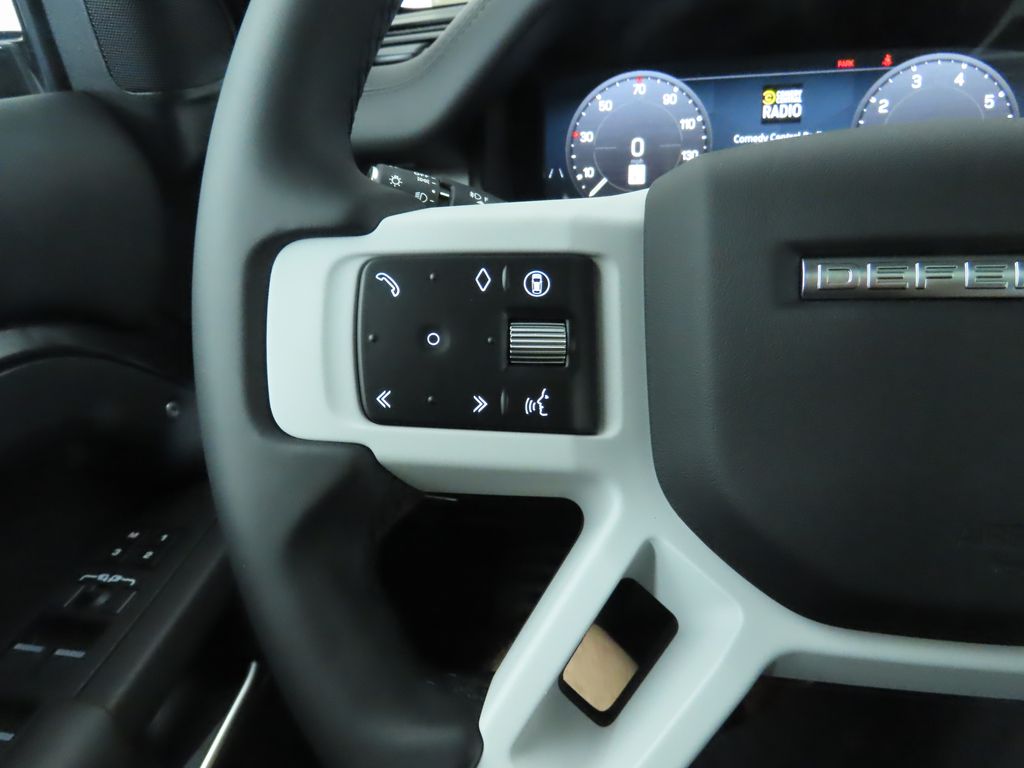 Thumbnail: 2025 Land Rover Defender - 12