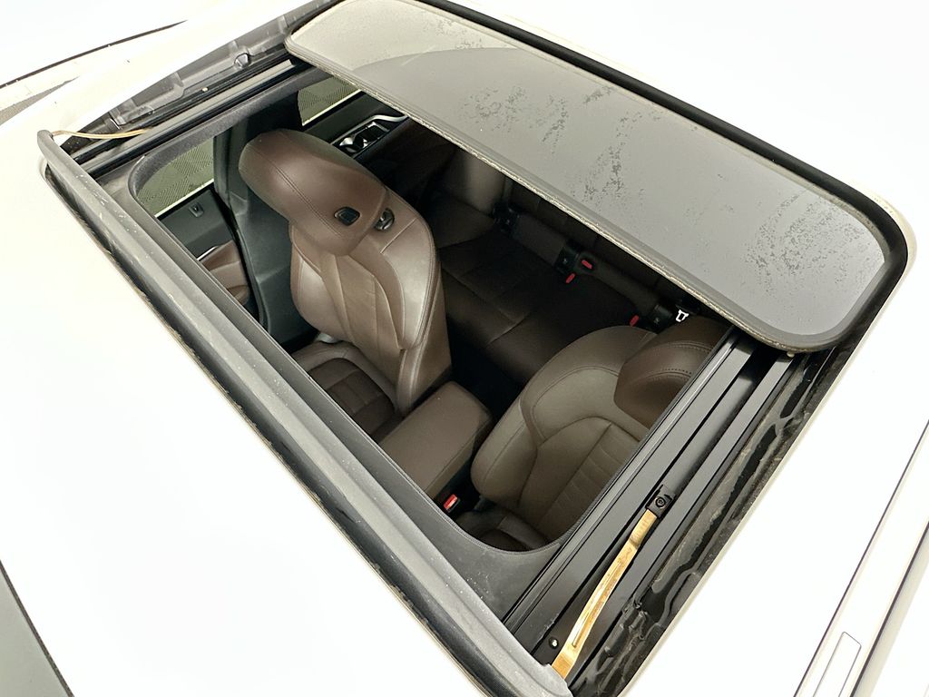 Thumbnail: 2023 BMW i4 - 22