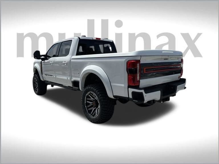 2024 Ford F-250 Lariat photo 3