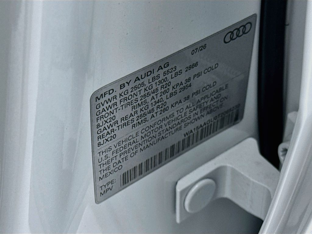 Thumbnail: 2026 Audi Q5 - 31