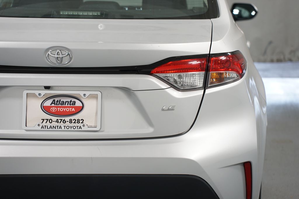 Thumbnail: 2023 Toyota Corolla - 10