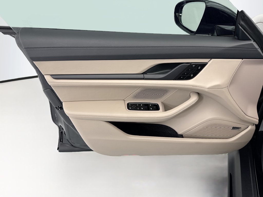 New 2026 Black Porsche  image 24