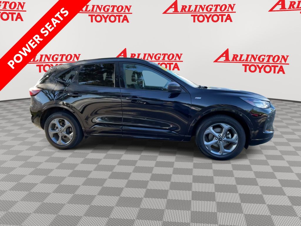 Used 2024 Ford Escape SUV