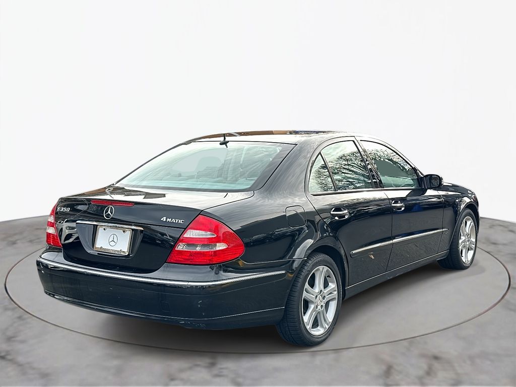 Thumbnail: 2006 Mercedes-Benz E-Class - 8