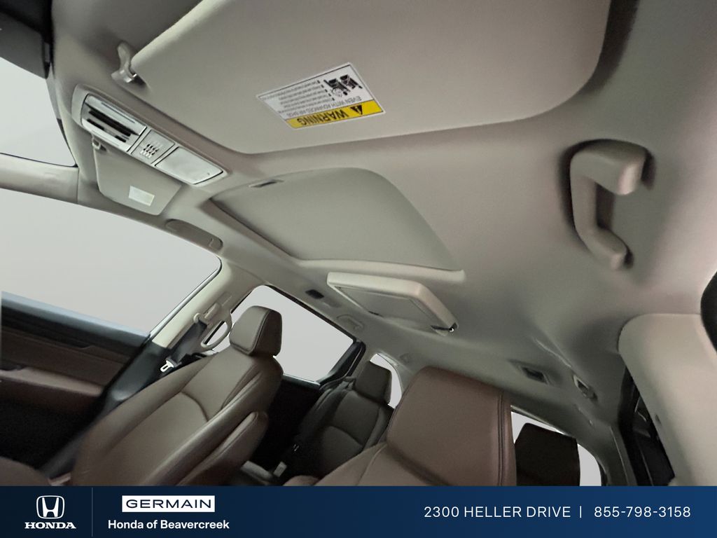 New 2026 White Honda Touring image 22
