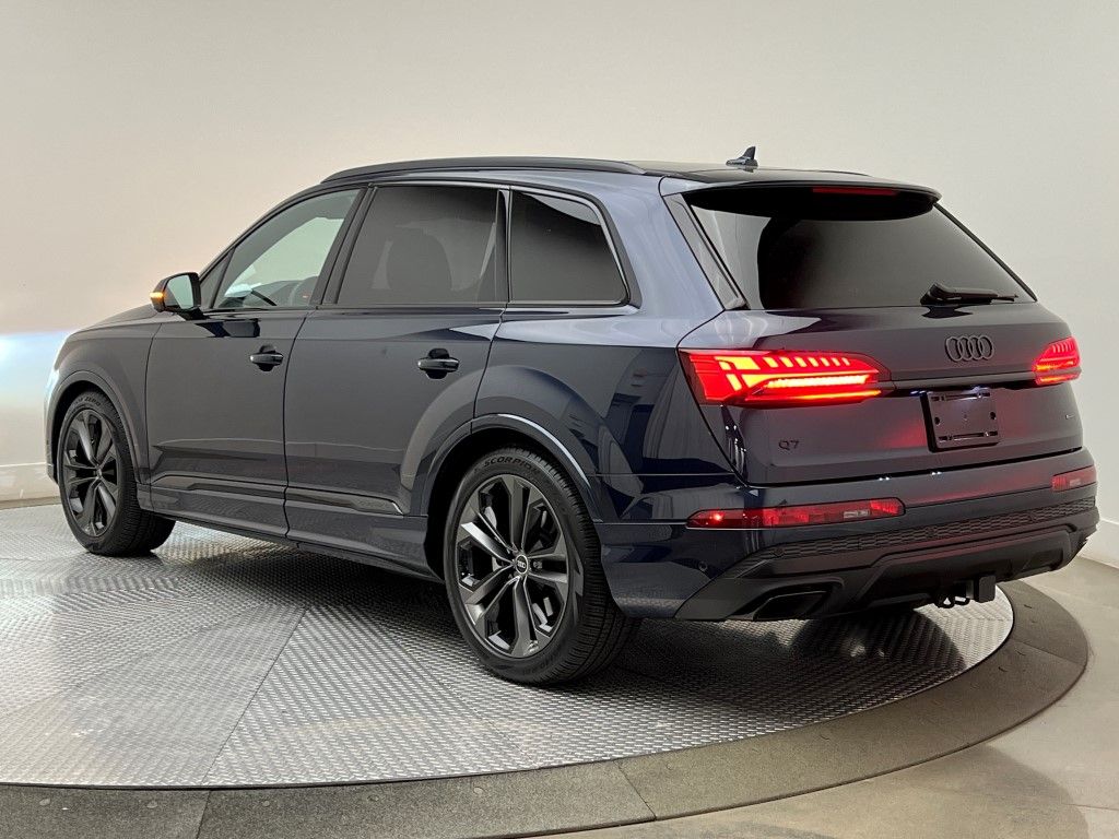 Thumbnail: 2025 Audi Q7 - 4