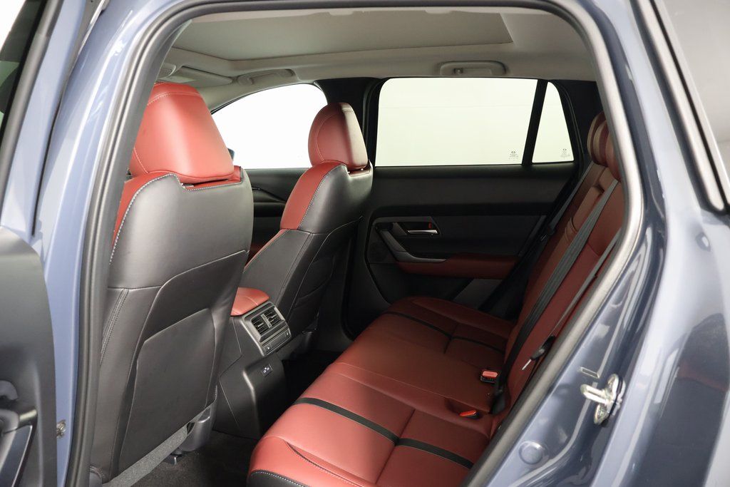 Thumbnail: 2026 Mazda CX-50 - 7