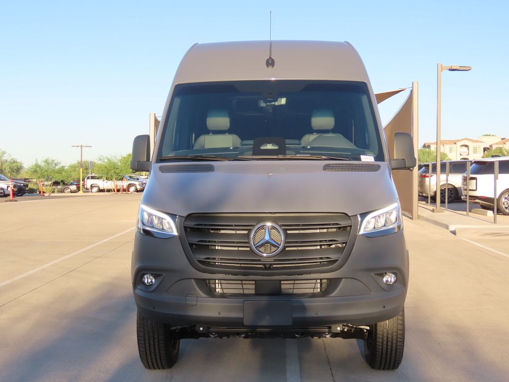 Thumbnail: 2025 Mercedes-Benz Sprinter - 2