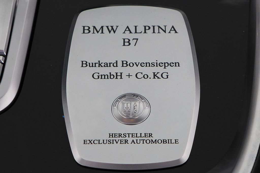 Thumbnail: 2022 BMW 7 Series - 24
