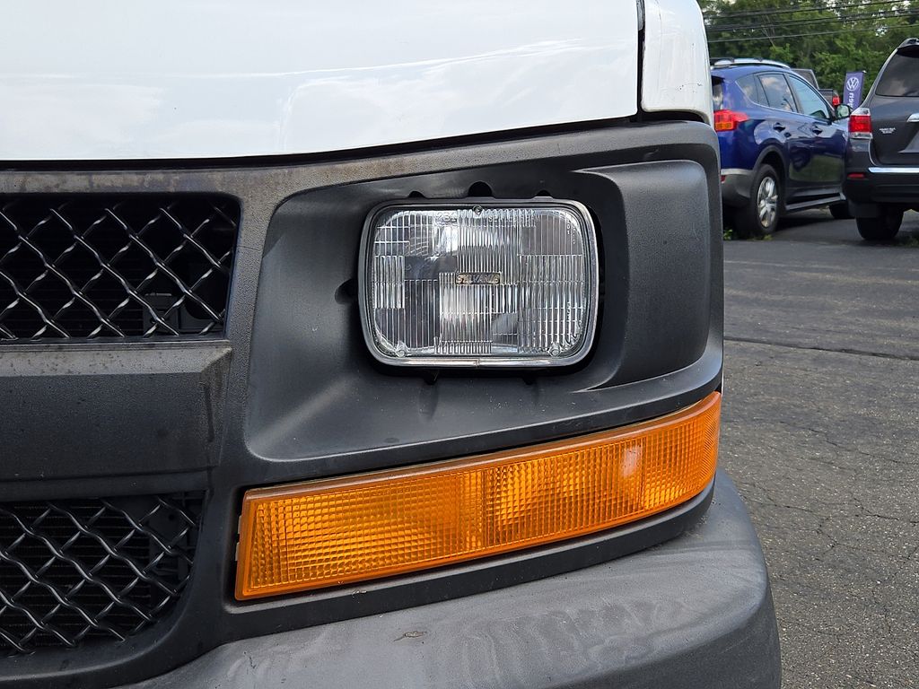 2010 Chevrolet Express Cargo Van