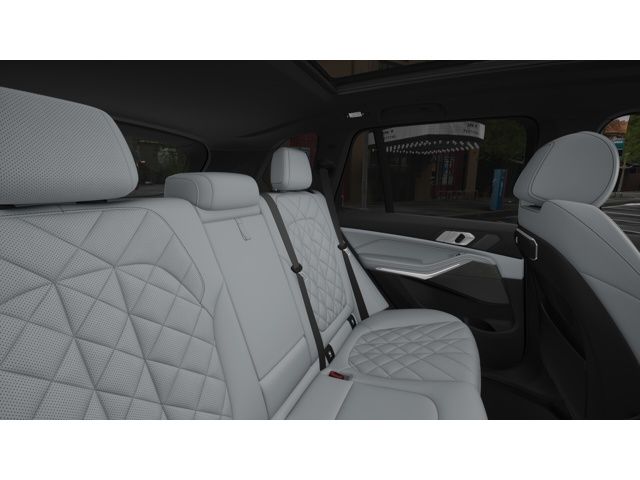 Thumbnail: 2026 BMW X5 - 12