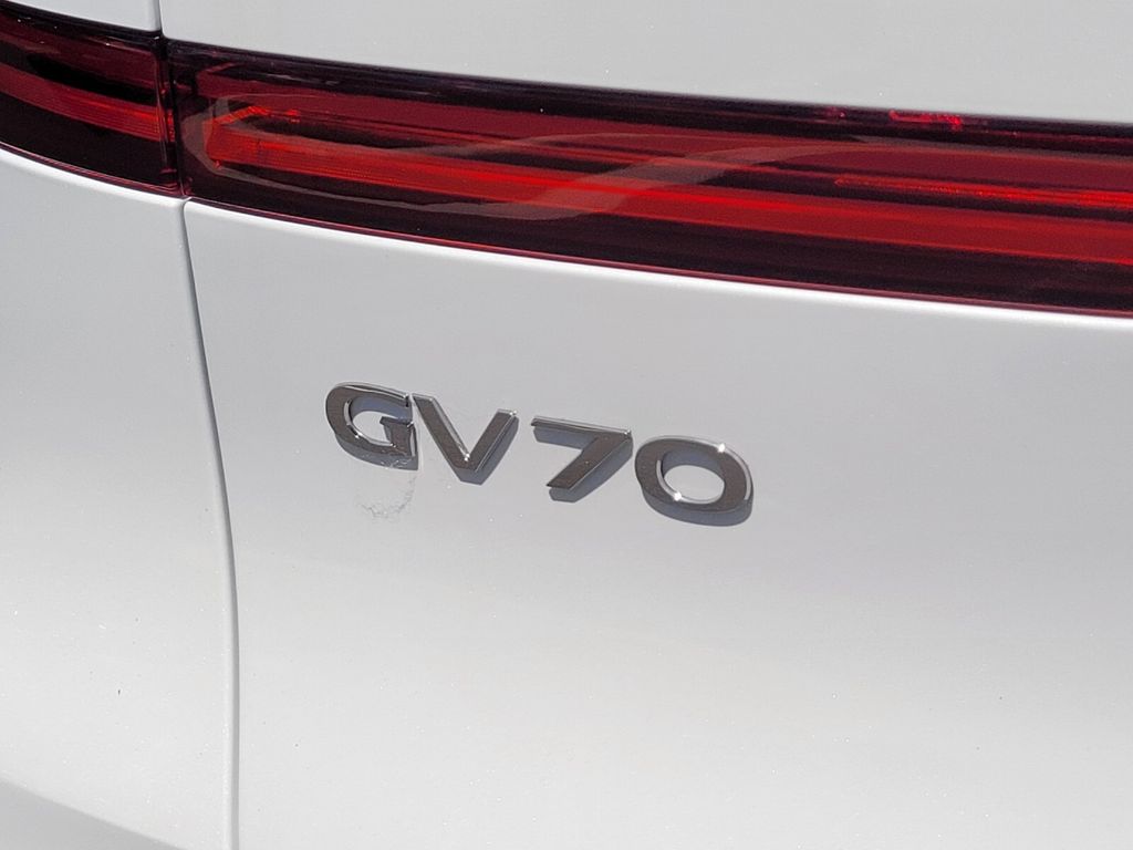 New 2026 White Genesis 3.5T Sport Prestige image 10