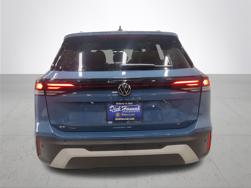2026 Volkswagen Tiguan 2.0T SE