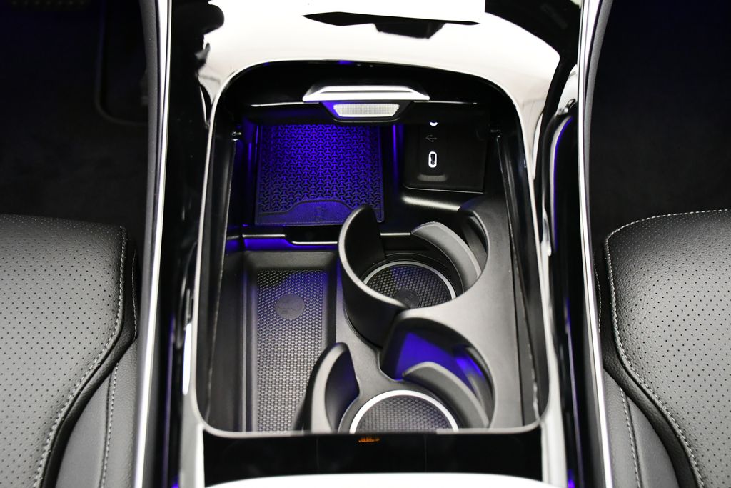 Thumbnail: 2026 Mercedes-Benz GLC - 30