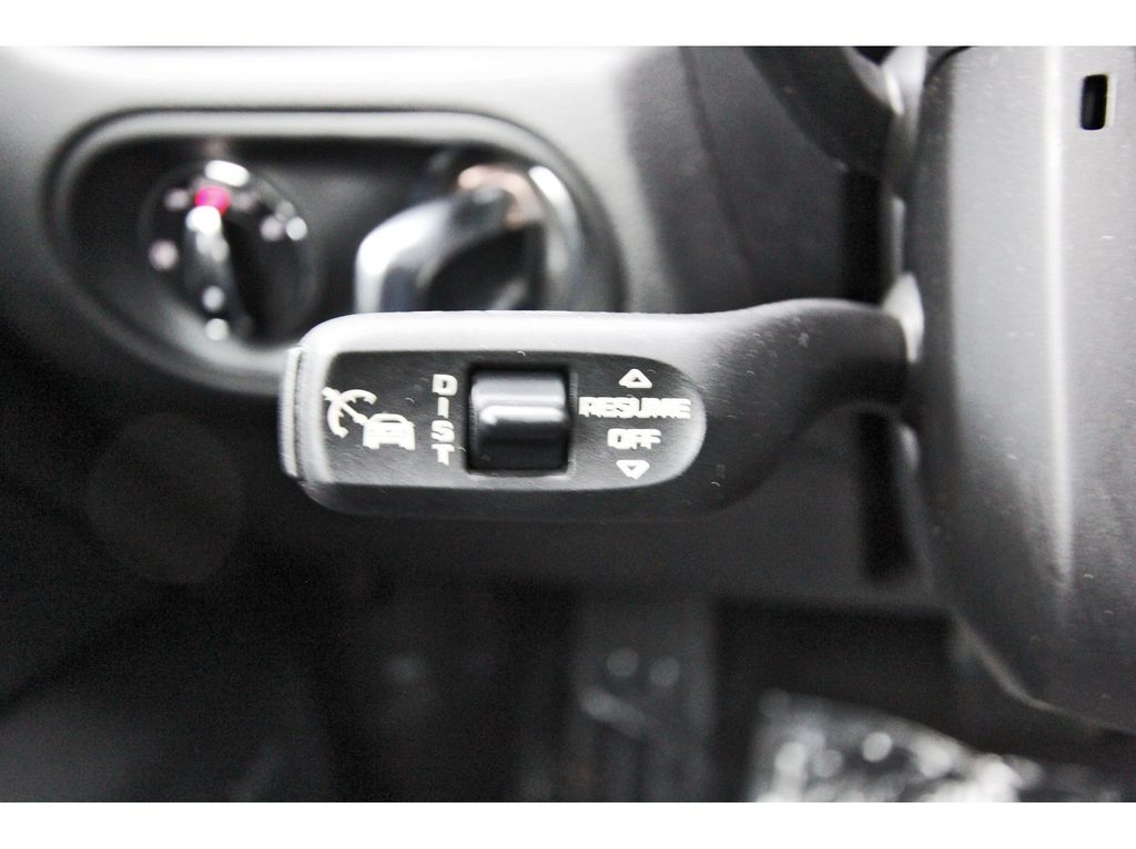 Used 2021 Porsche Macan SUV