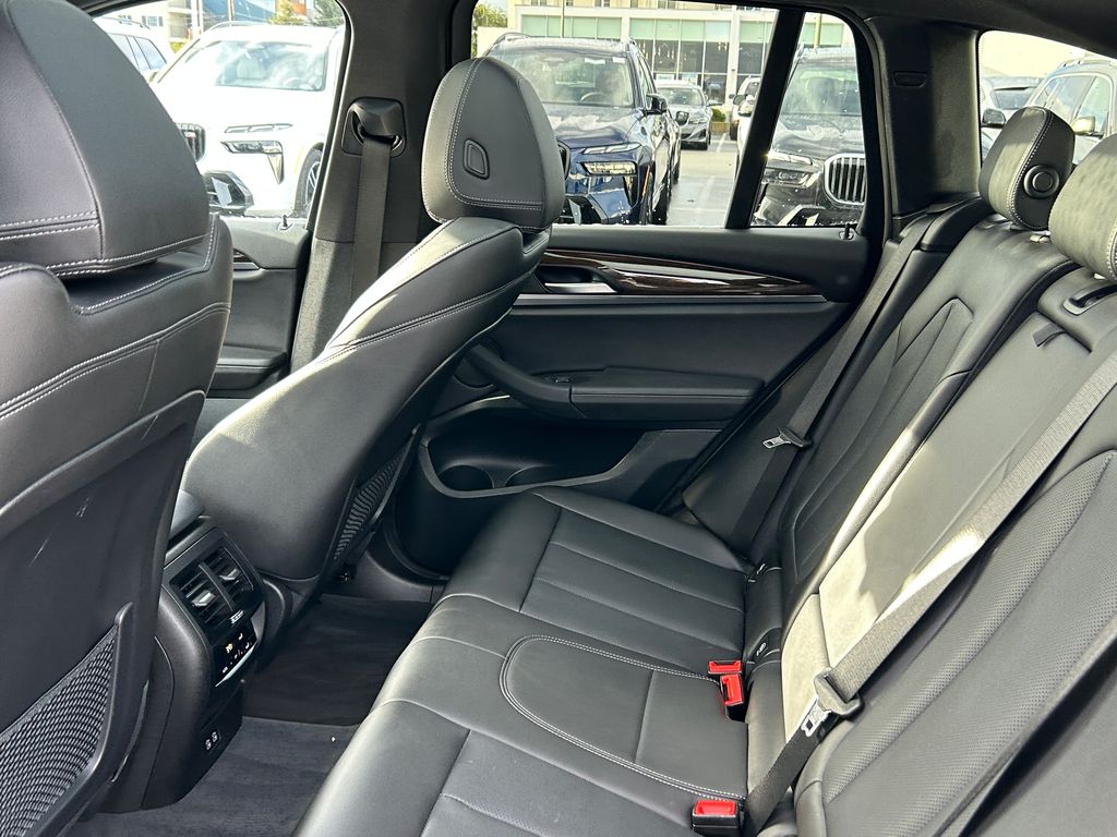 Thumbnail: 2022 BMW X3 - 28