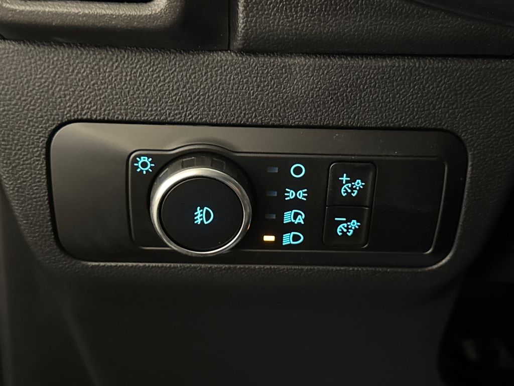 New 2026 Black Ford Outer Banks image 30