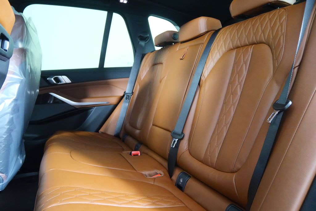 Thumbnail: 2026 BMW X5 - 16