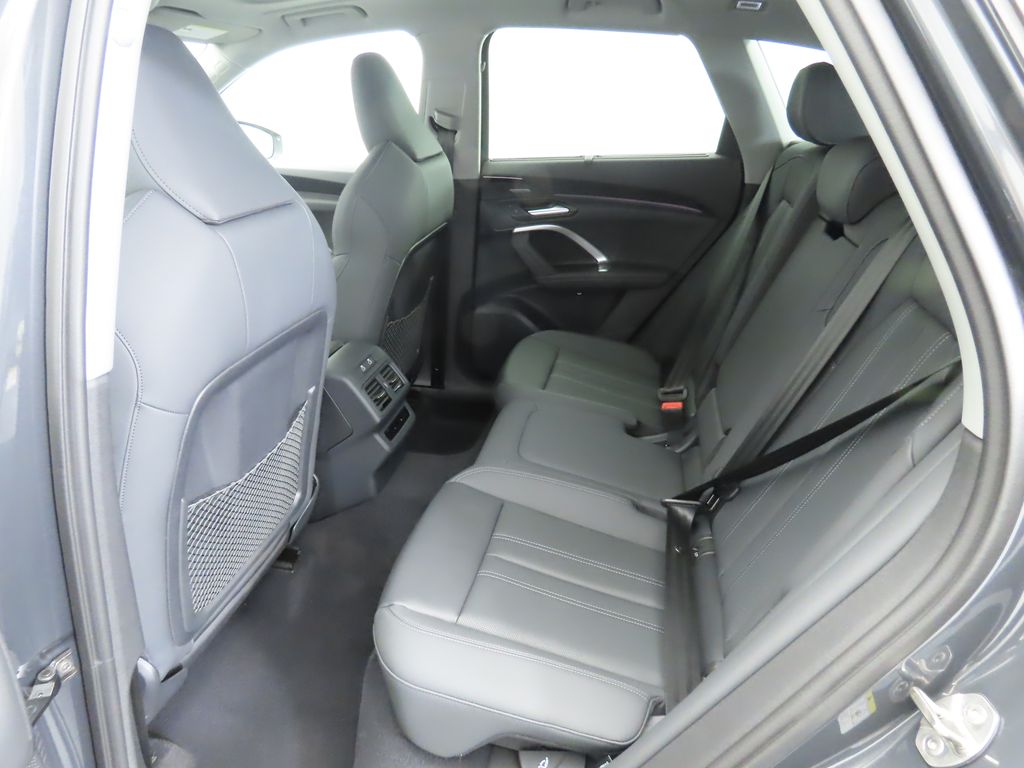 2025 Audi Q5 Premium 23