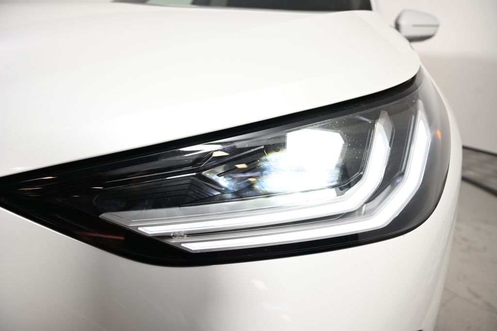 Thumbnail: 2025 BMW X3 - 9