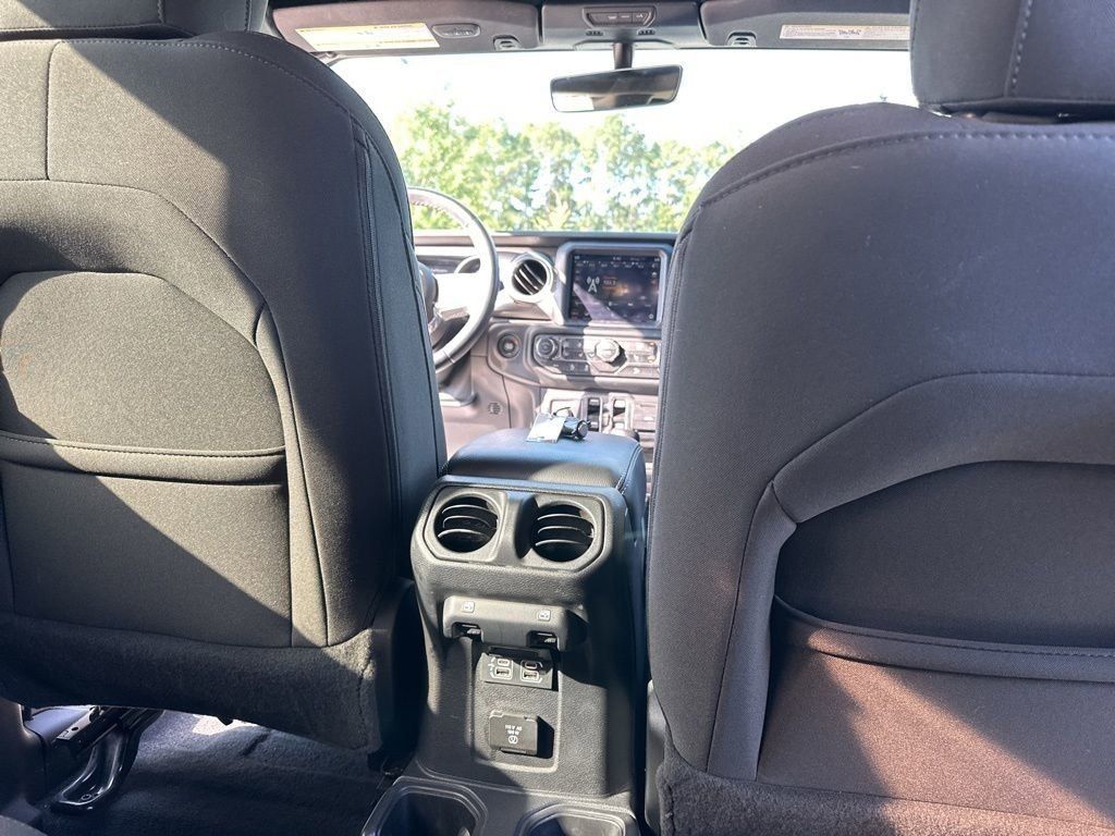 2020 Black Clearcoat Jeep Wrangler Unlimited Unlimited Sahara 4X4 SUV