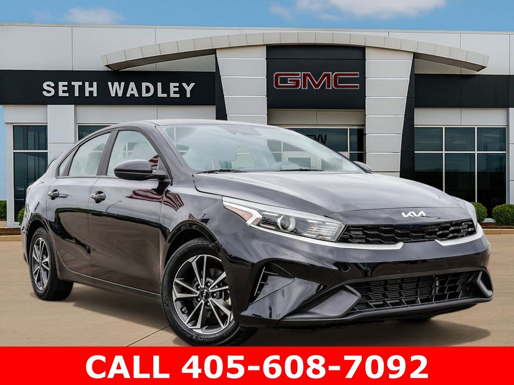 Aurora Black 2024 Kia Forte LXS FWD Sedan Front-Wheel Drive Continuously Variable Transmission