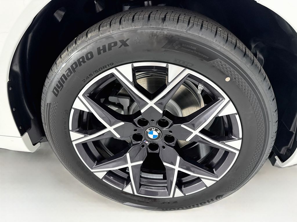 Thumbnail: 2026 BMW X3 - 31