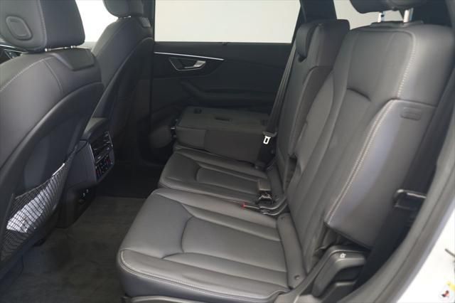 Thumbnail: 2025 Audi Q7 - 7