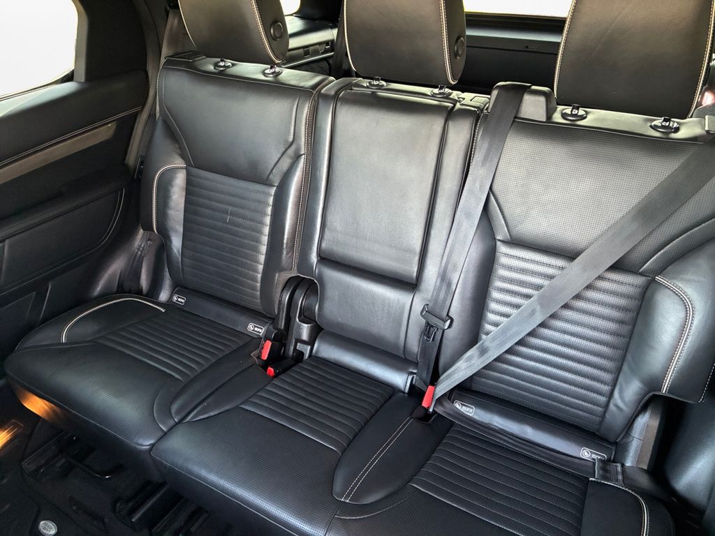 Used Car 2020 Land Rover Discovery  Hse For Sale Under $20,000 In Austin, Texas