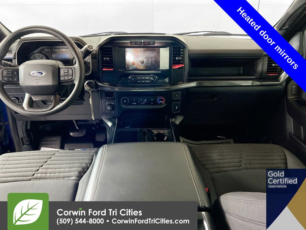 View vehicle photo 7