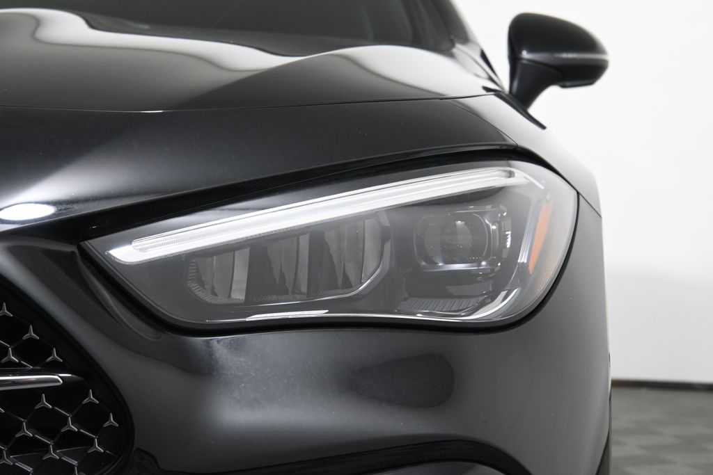 Thumbnail: 2026 Mercedes-Benz CLE - 16