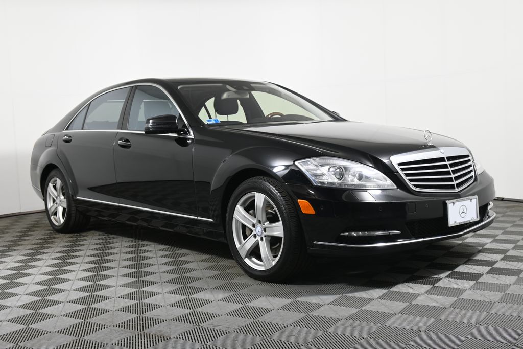 2010 Mercedes-Benz S-Class S 550 8