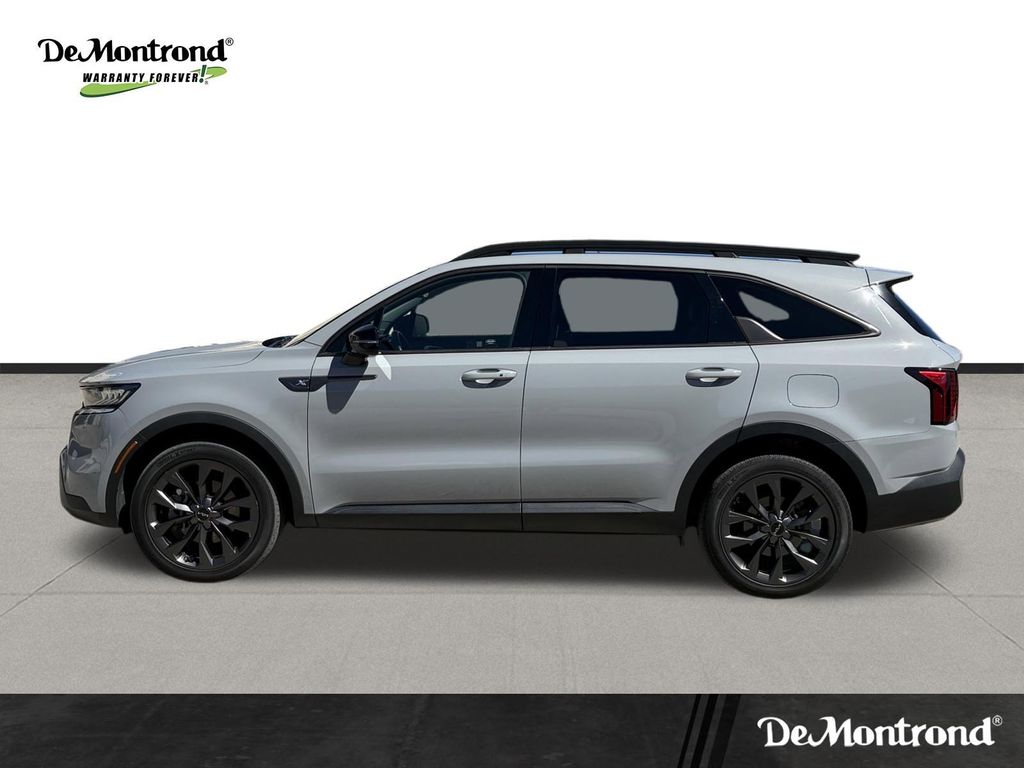 Used 2022 Wolf Gray Kia X-Line EX image 8