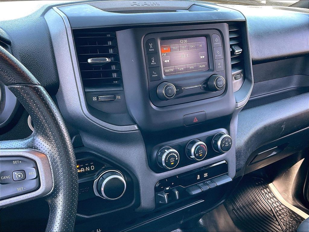 2023 Ram 3500 — photo 17