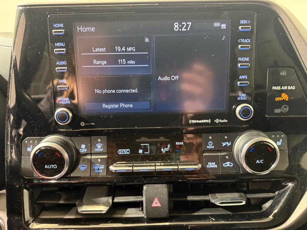 2022 Toyota Highlander XLE 30