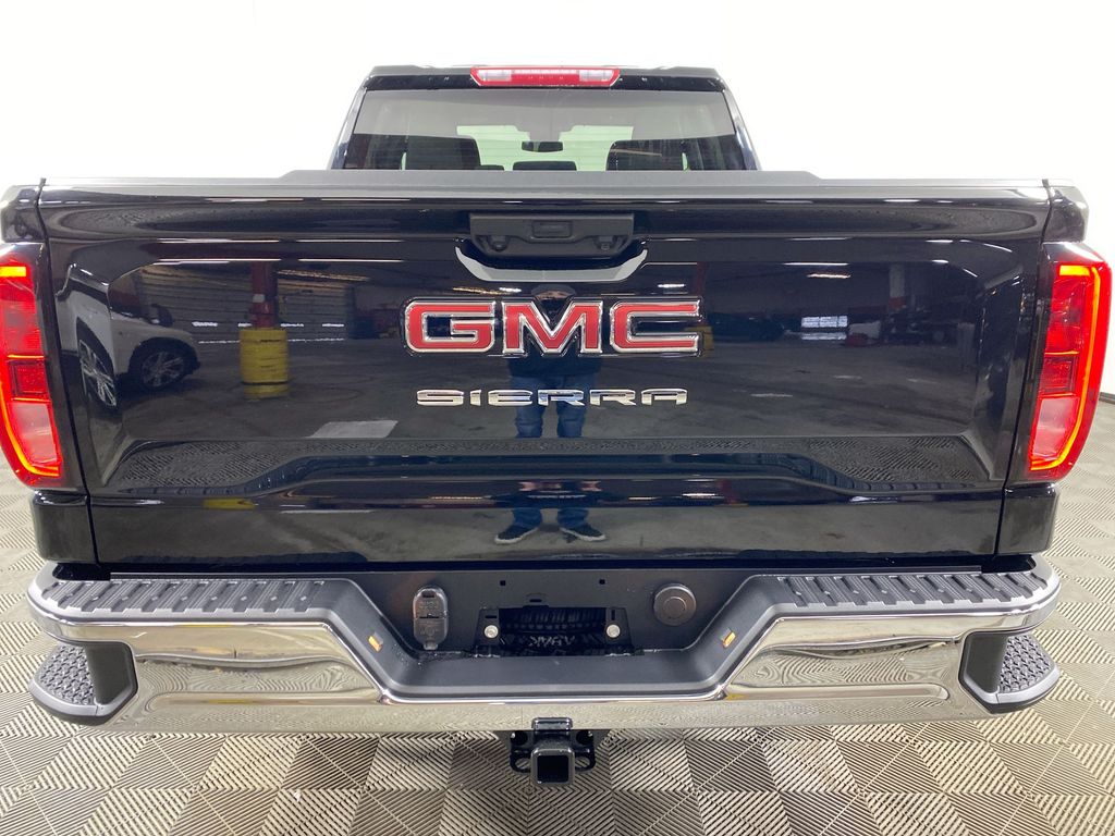 2024 GMC Sierra 1500 Pro 31