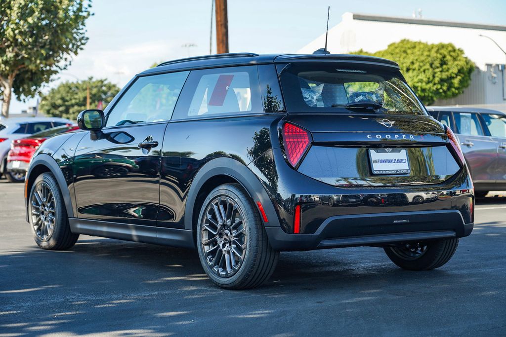 2025 MINI Cooper S  6