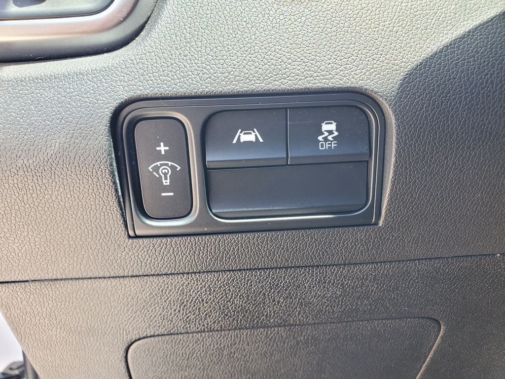 2023 Kia Sorento - $18,488