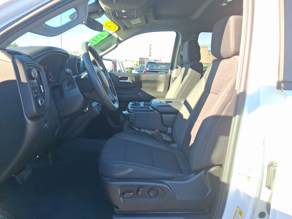 Thumbnail: 2025 Chevrolet Silverado 1500 - 14