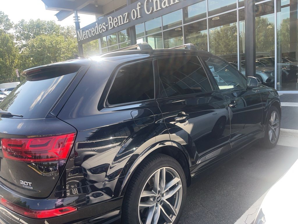 Thumbnail: 2018 Audi Q7 - 3