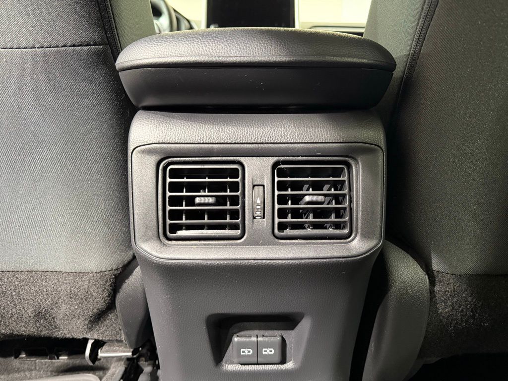 Thumbnail: 2024 Toyota RAV4 - 20